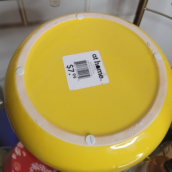 8 inch decorative vase - Picture 4 of 6